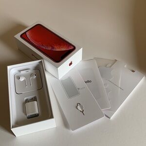 iPhone XR BOX with new earphones